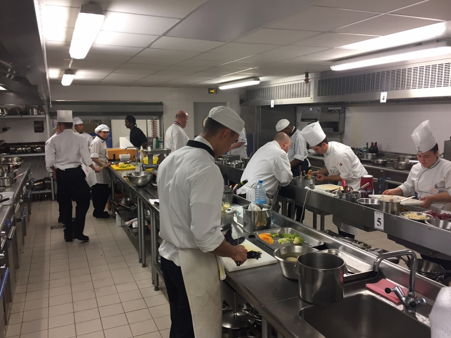Lycée Des Métiers De L'hôtellerie Restauration François Rabelais